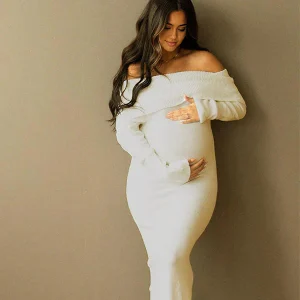 Beaumama robe pulls longue grossesse chic élégant crochet tricot épaule dénudée moulante femme enceinte
