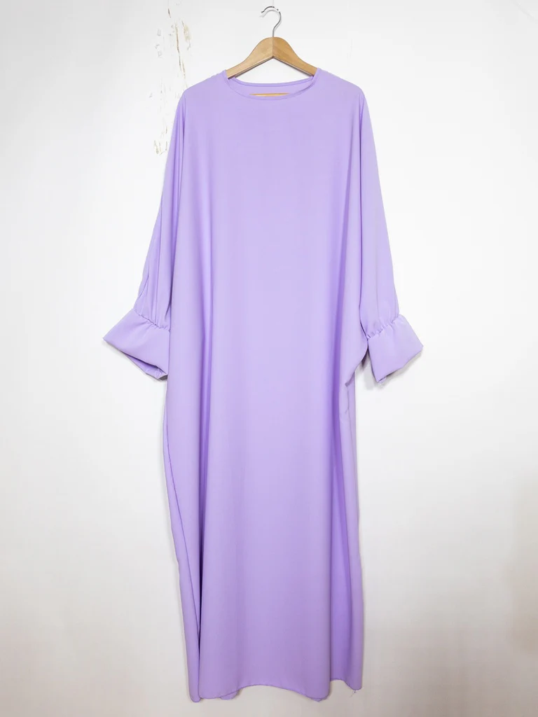 Abaya longue ref: 23312pk - Abaya longue large en Soie de Médine élégante et fluide – Image 6