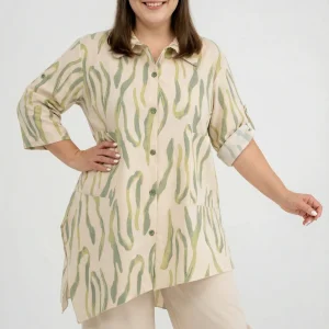 Tunique-blouse 'Livia' – légère, flatteuse pour la silhouette et artistiquement ornée de motifs