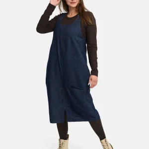 Robe salopette en denim bleu avec une fine structure 'Bella'