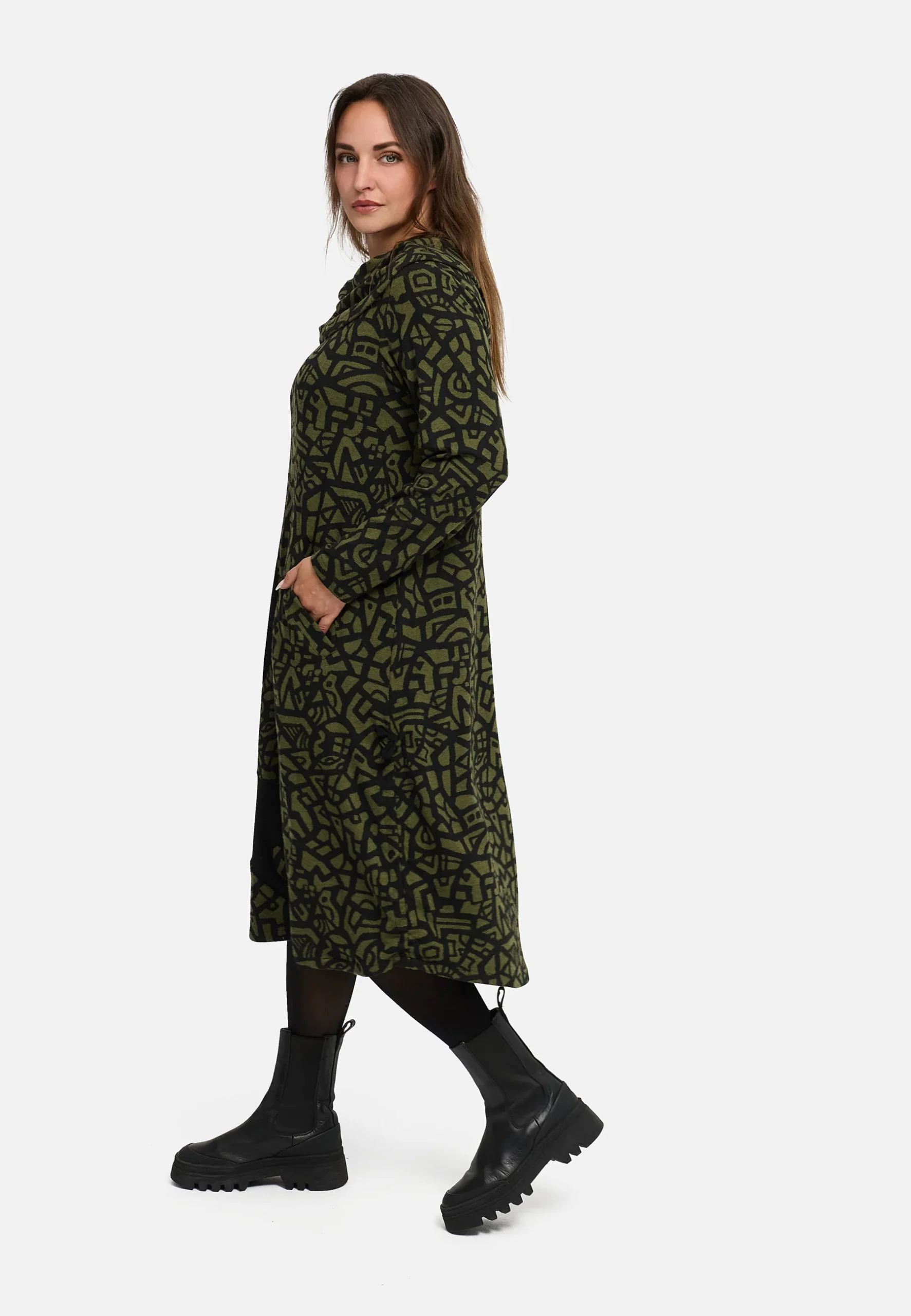 'Seriva' robe – artistique, confortable & flatteuse pour la silhouette – Image 8