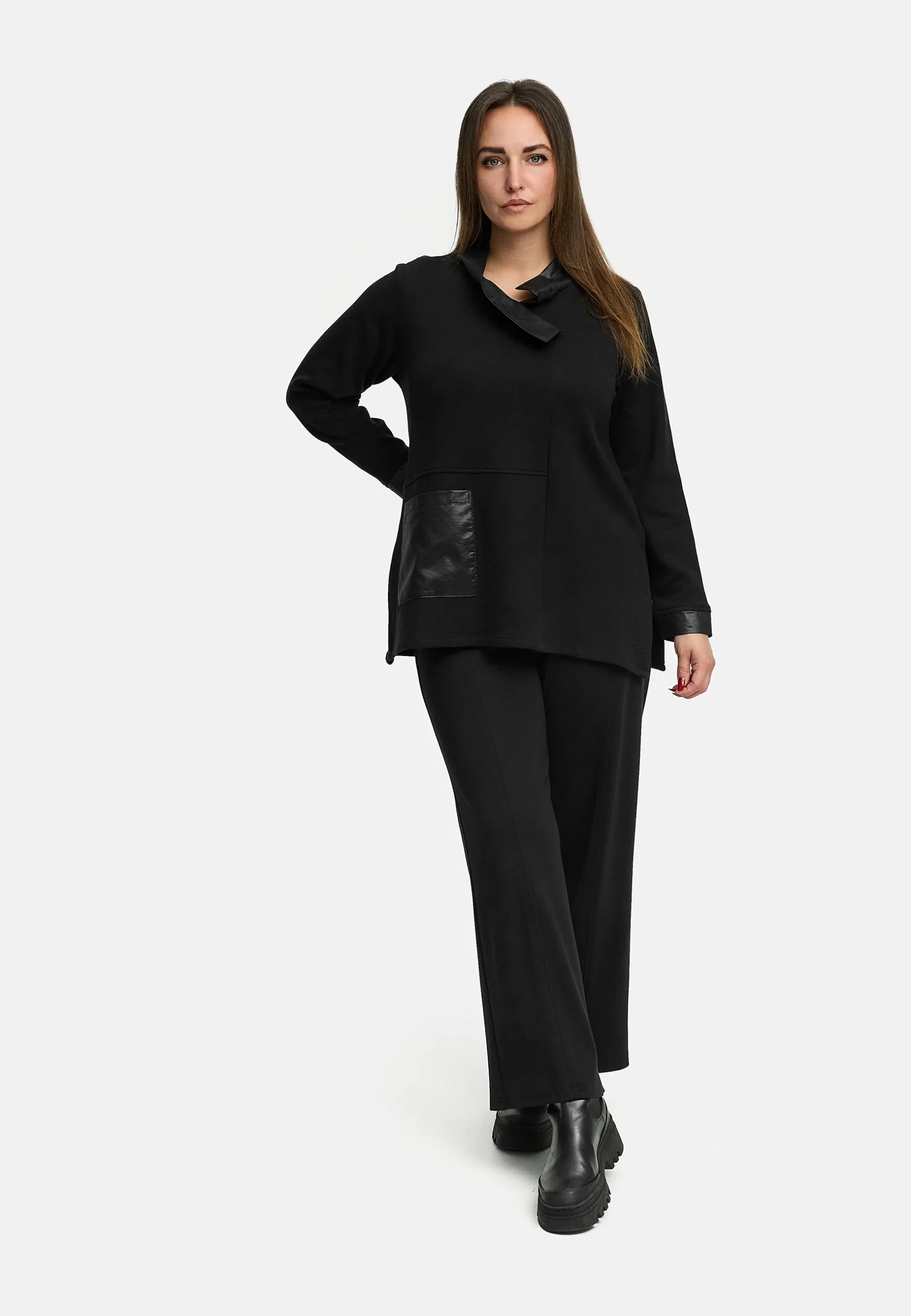 'Noa' tunique – épuré, audacieux & doux – Image 3