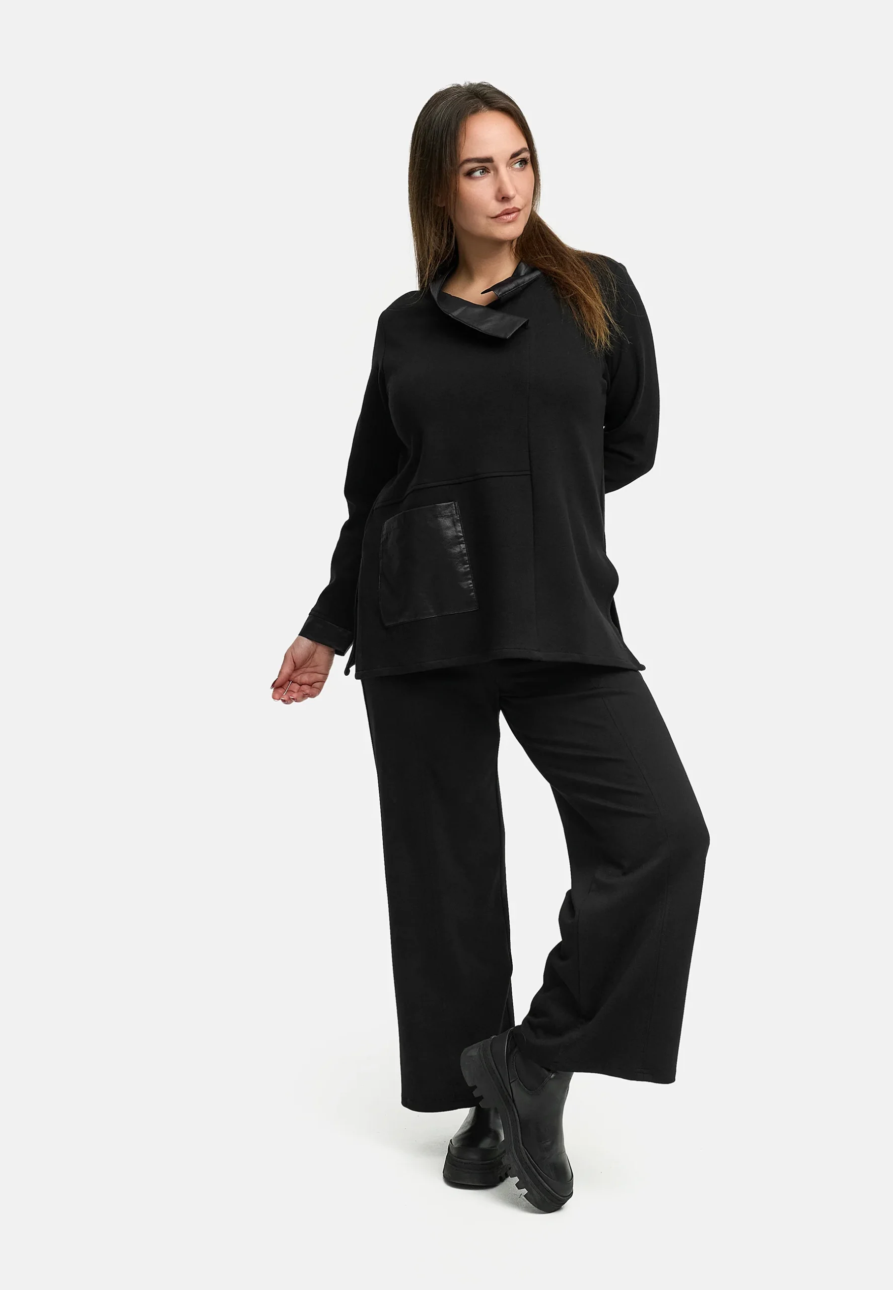 'Noa' tunique – épuré, audacieux & doux – Image 5