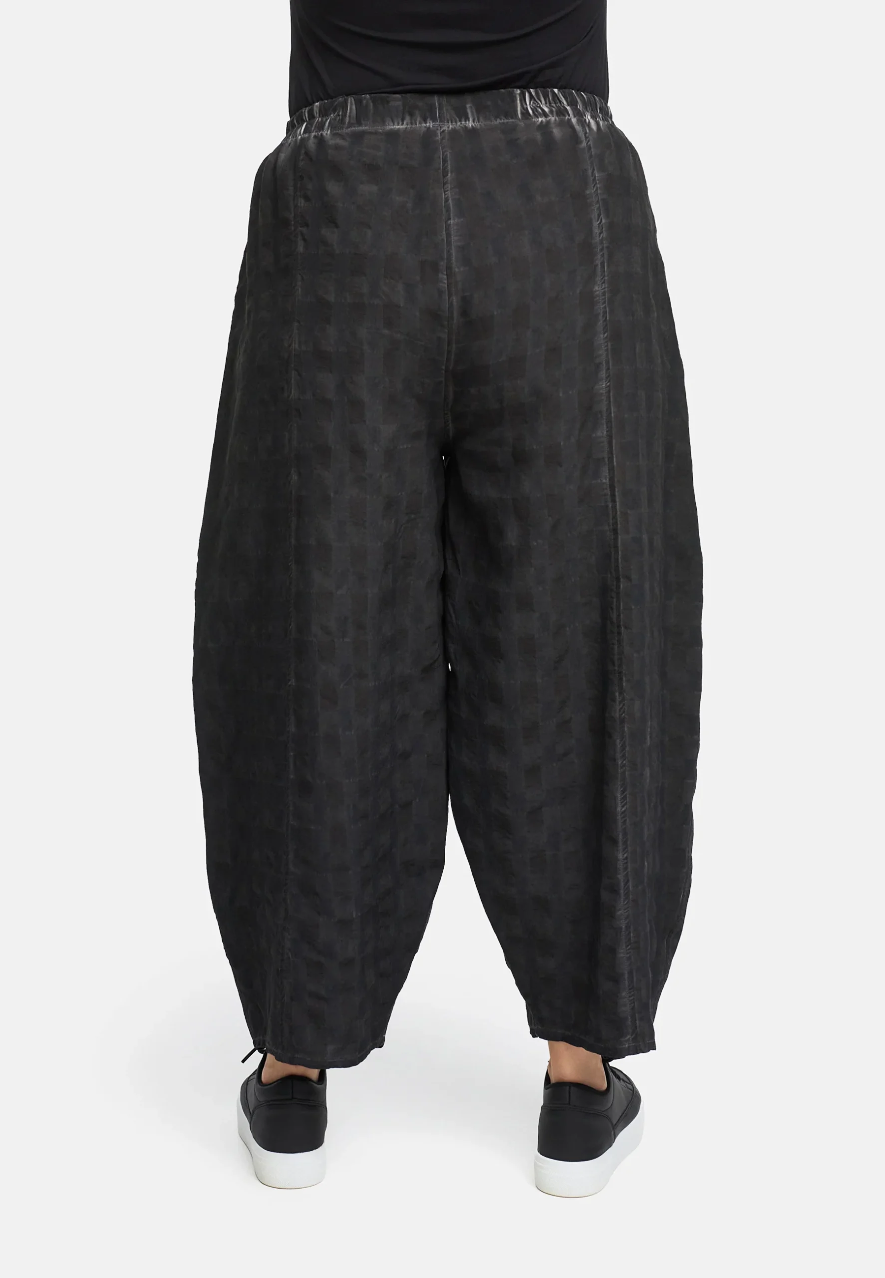 Pantalon léger à jambe large 'Velena' – Image 9