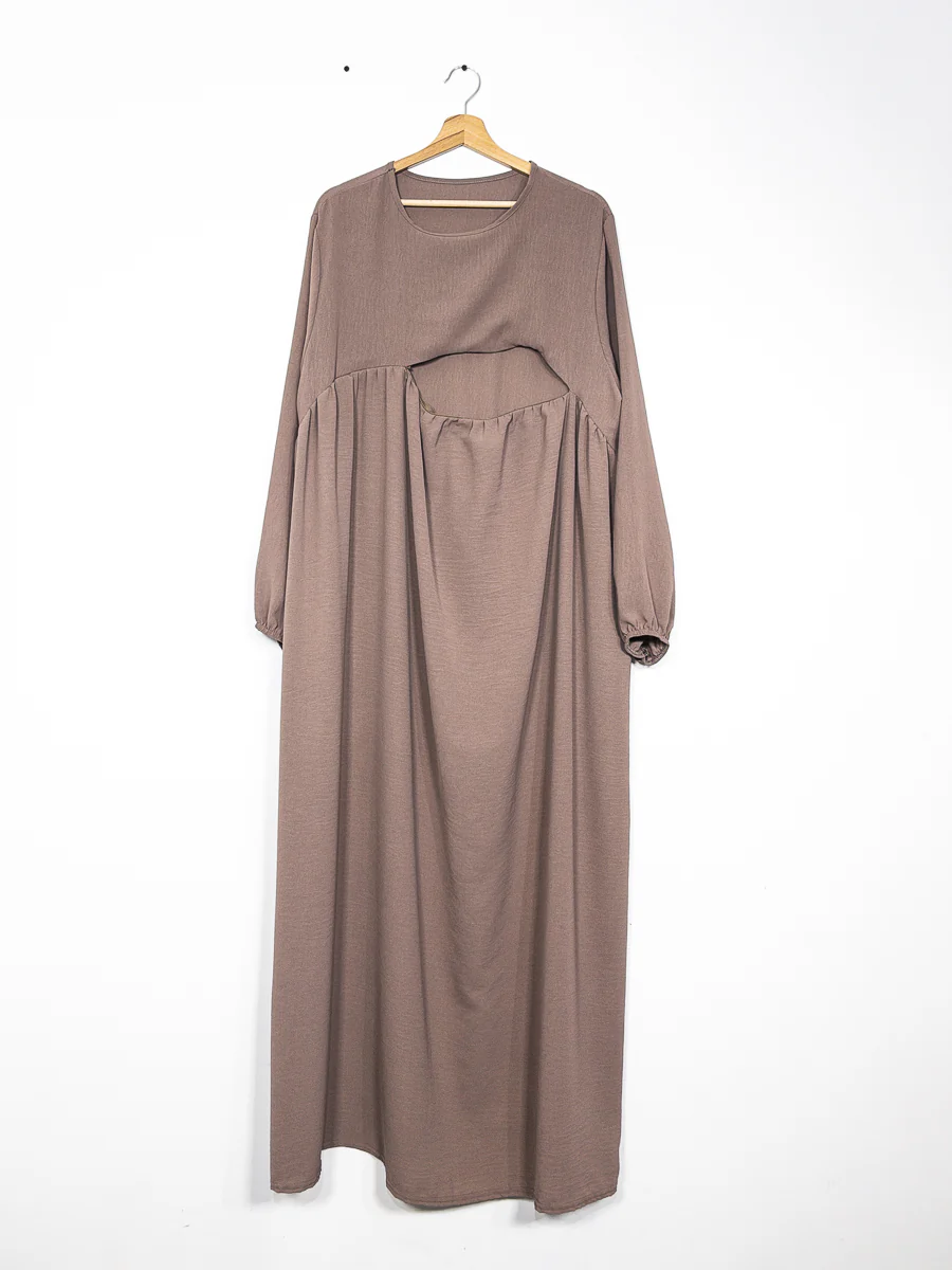 Abaya d'allaitement en jazz ouverture zip REF:RO2512JAZZ - manches bouffantes et coupe fluide facilitant l’allaitement en toute discrétion. – Image 4