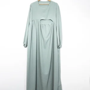 Abaya d'allaitement en jazz ouverture zip REF:RO2512JAZZ - manches bouffantes et coupe fluide facilitant l’allaitement en toute discrétion.