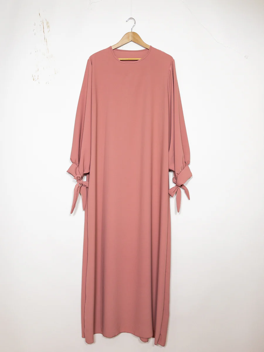 Abaya en soie de Médine RO2378PK - Elégante et fluide avec coupe ample et manches ballon avec joli nœud – Image 9