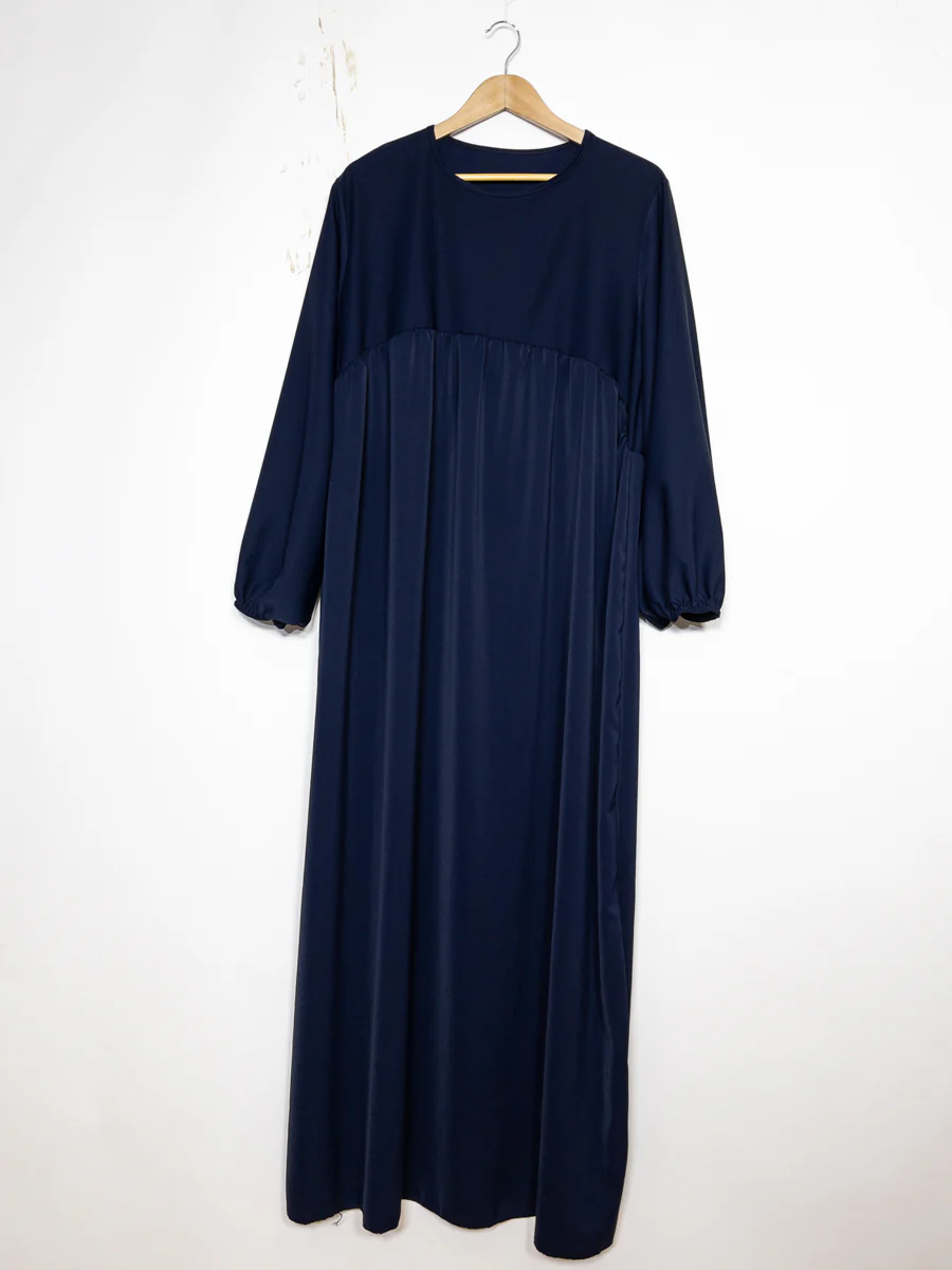 Abaya longue en soie de Médine REF: RO2379PK - légère, fluide et confortable – Image 7