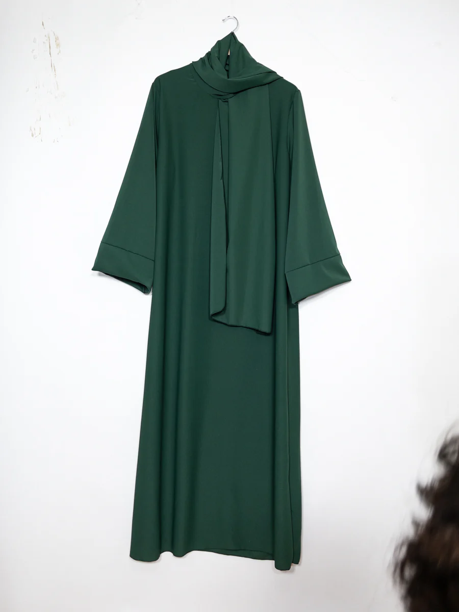 Abaya en soie de Médine pour femme ref:Ro2377pknml - voile intégré confortable et simple – Image 7