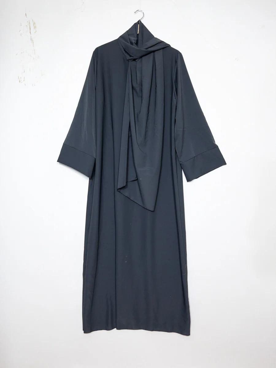 Abaya en soie de Médine pour femme ref:Ro2377pknml - voile intégré confortable et simple – Image 8