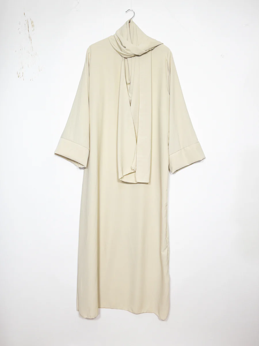 Abaya en soie de Médine pour femme ref:Ro2377pknml - voile intégré confortable et simple – Image 5