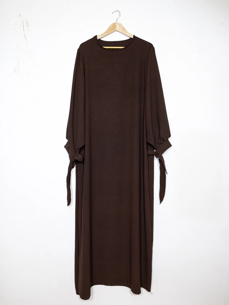 Robe abaya réf RoL2378jazz - Robe abaya longue en jazz longue pour femme 185cm avec manches ballon et nœud fluide et sophistiquée – Image 3