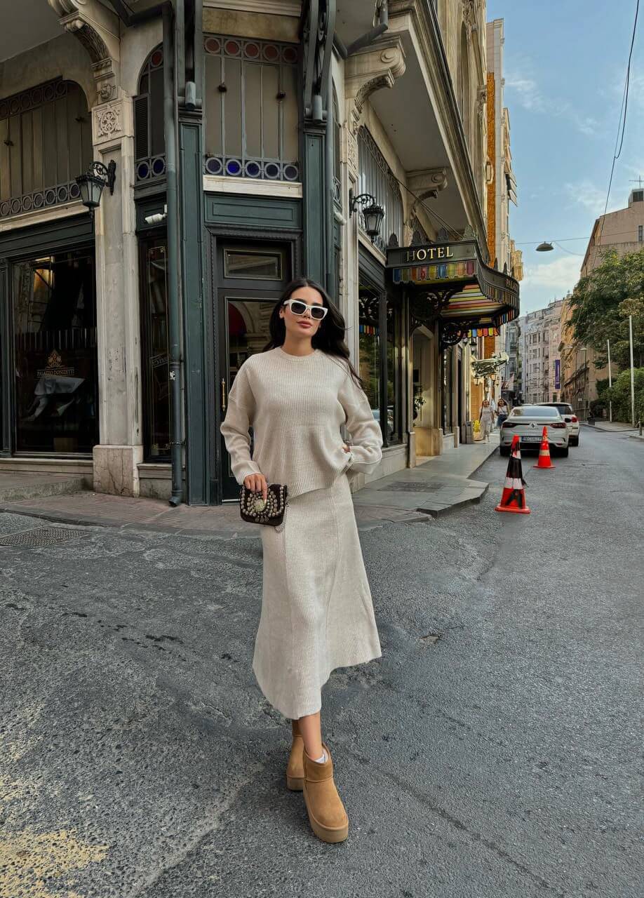 Ensemble pull et jupe midi en maille côtelée pour femmes - Beige – Image 4