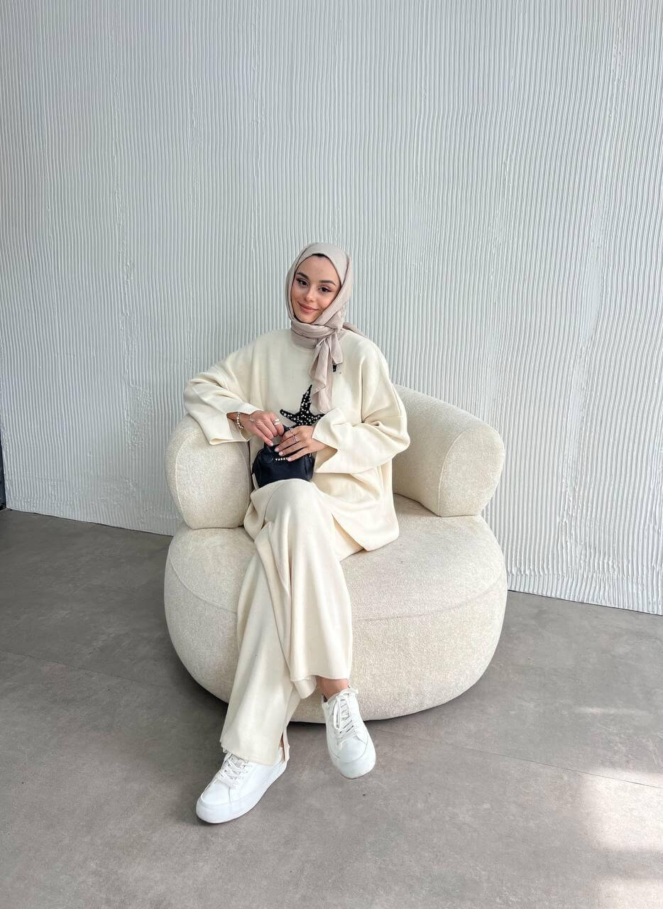 Ensemble Oversize Motif brodé en perles- Beige Clair – Image 5