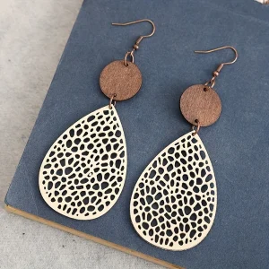 Boucles d'oreilles en PU Vintage – Légères, Élégantes & Polyvalentes.