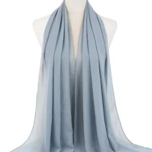 Hijab en mousseline gris perle bleuté