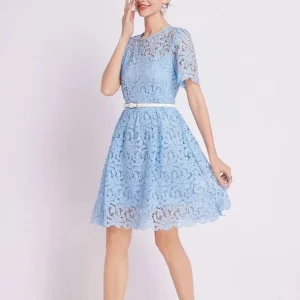 Robe Bleu Ciel Dentelle