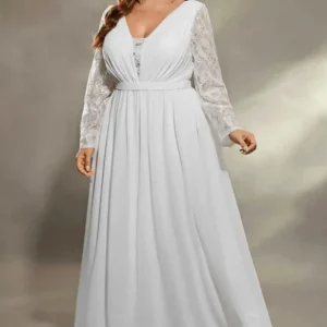 Robe en Dentelle Blanche