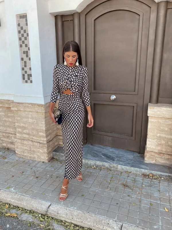 Bianca | Robe Midi Noire à Motif – Image 3